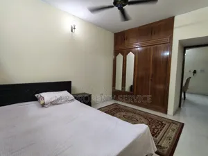 বনানীতে সাজানো ৩ বেডরুমের অ্যাপার্টমেন্ট ভাড়ার জন্য