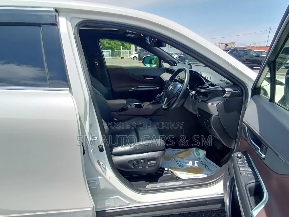 Toyota Harrier Hybrid Z 2021 Pearl