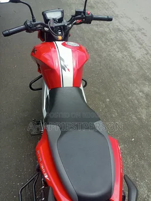 TVS Apache RTR 160 4V 2022 Red