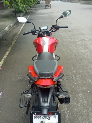 TVS Apache RTR 160 4V 2022 Red