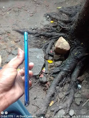 Vivo Y20 64 GB Blue