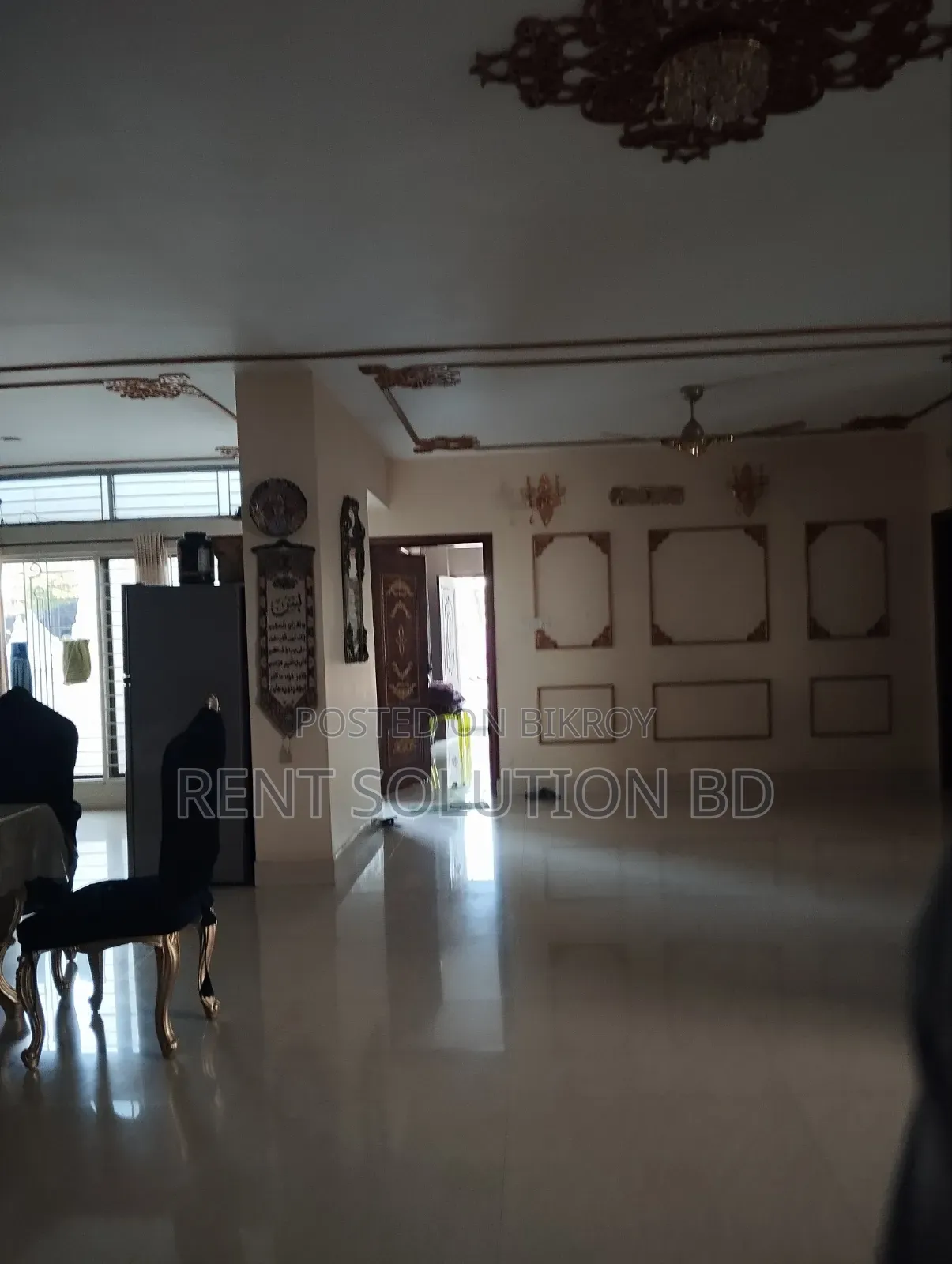 বনানীতে ভাড়ার জন্য ৩০০০ বর্গফুটের খোলা অফিস স্পেস