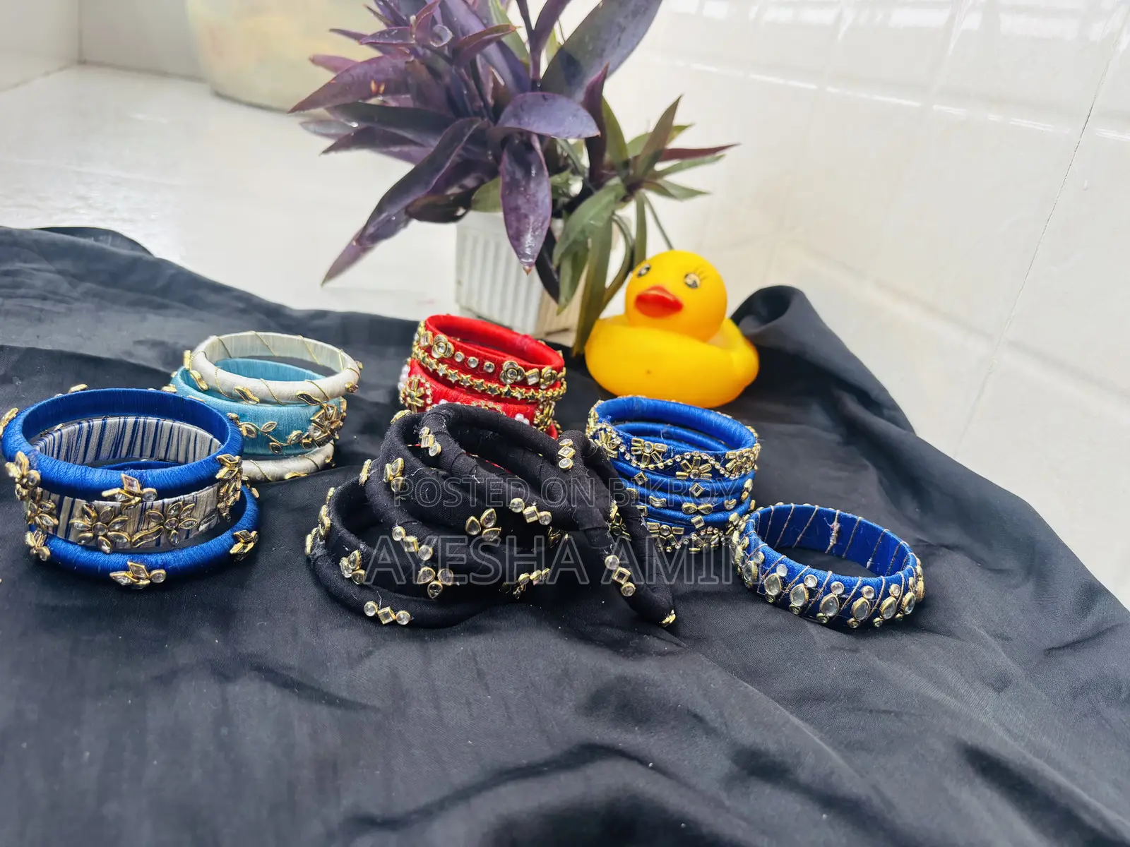 Kundon Silk Thread Bangles Set