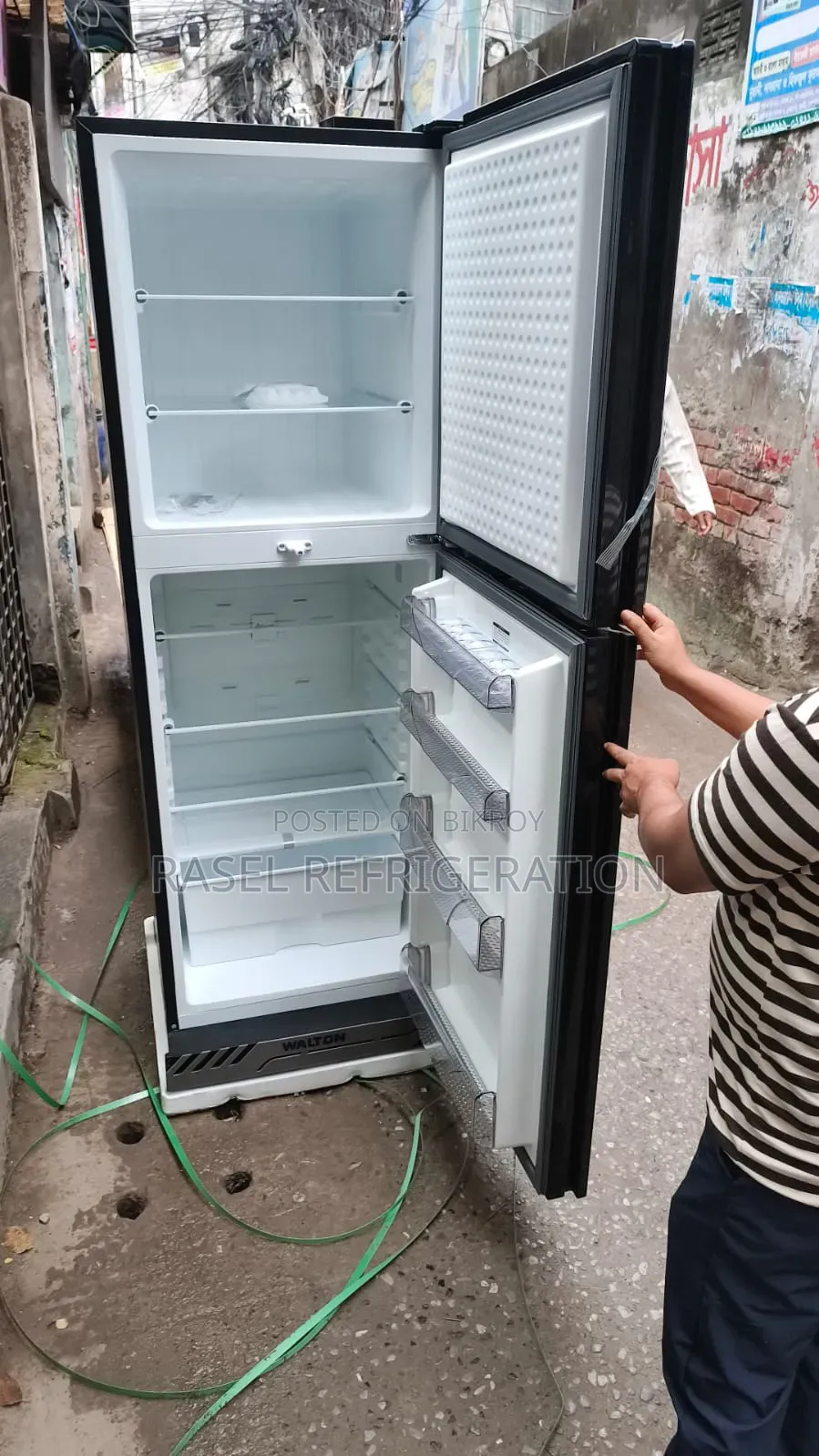 307 Liter Walton Fridge (Inverter Model) at 33% Off