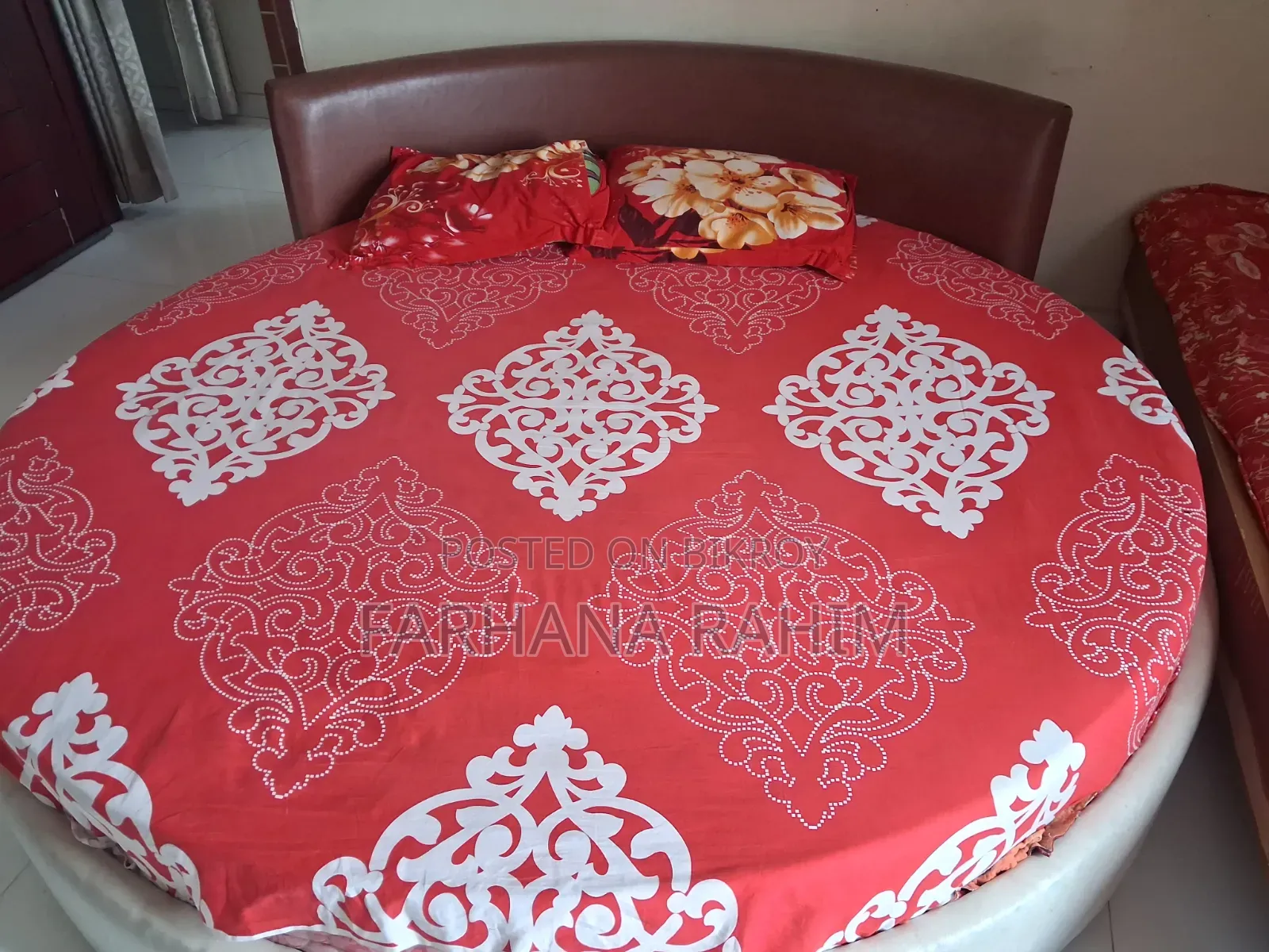 Circular Bed