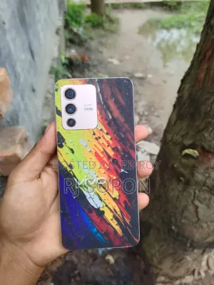 ভিভো ভি২৩ ৫জি ১২৮ জিবি