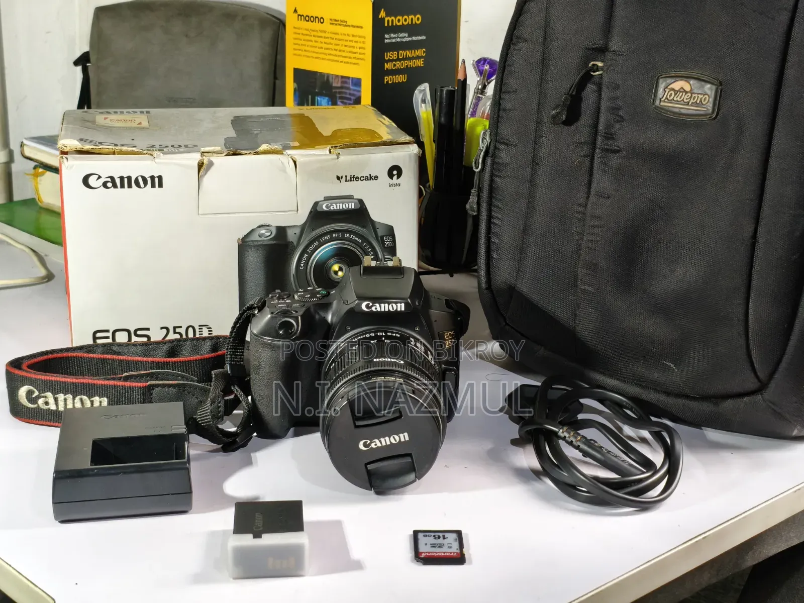 Canon EOS 250D Rebel SL3 DSLR Camera