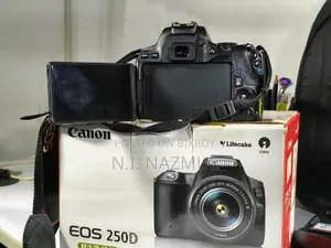 Canon EOS 250D Rebel SL3 DSLR Camera