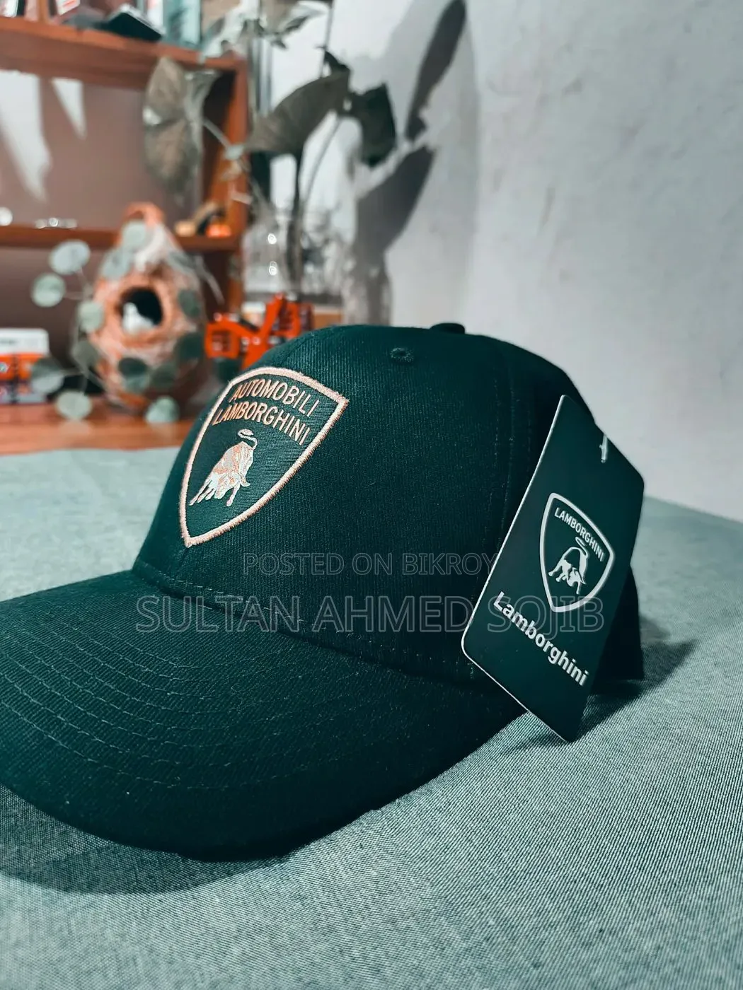 Lamborghini Black Cap
