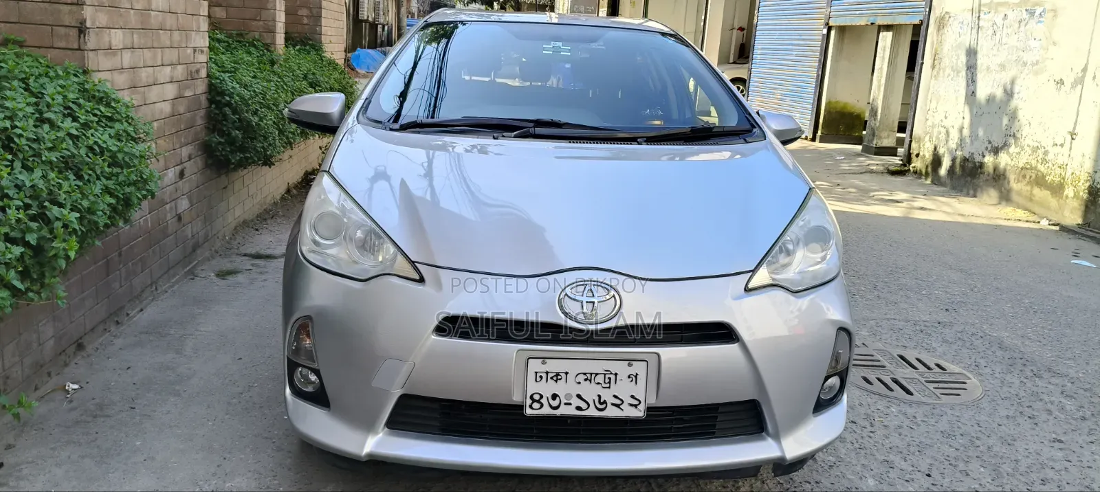 টয়োটা অ্যাকুয়া ২০১৪ সিলভার