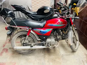 Honda 2012 Red