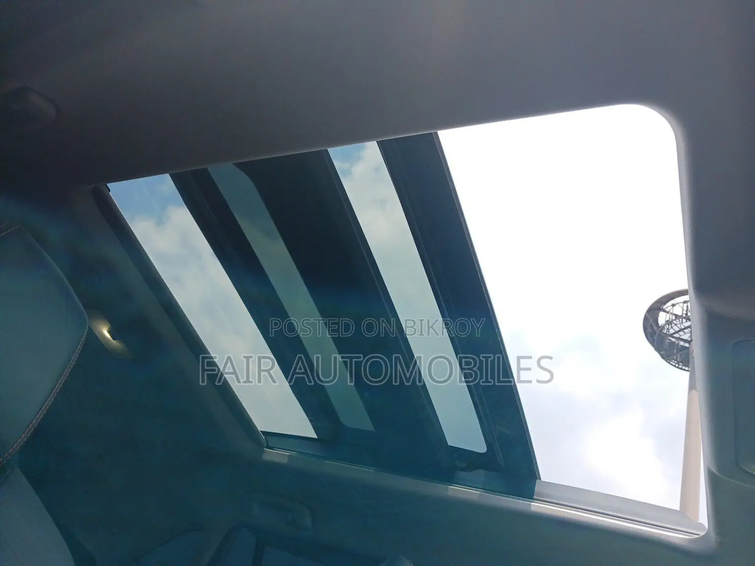 Toyota RAV4 2022 Green