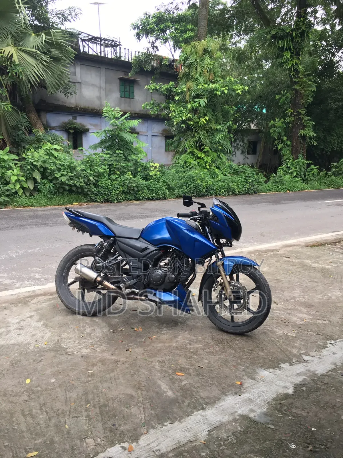 TVS Apache RTR 160 2V 2016 Blue