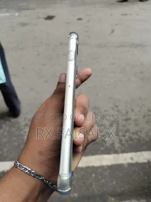 অ্যাপল আইফোন ৭ ২৫৬ জিবি হোয়াইট