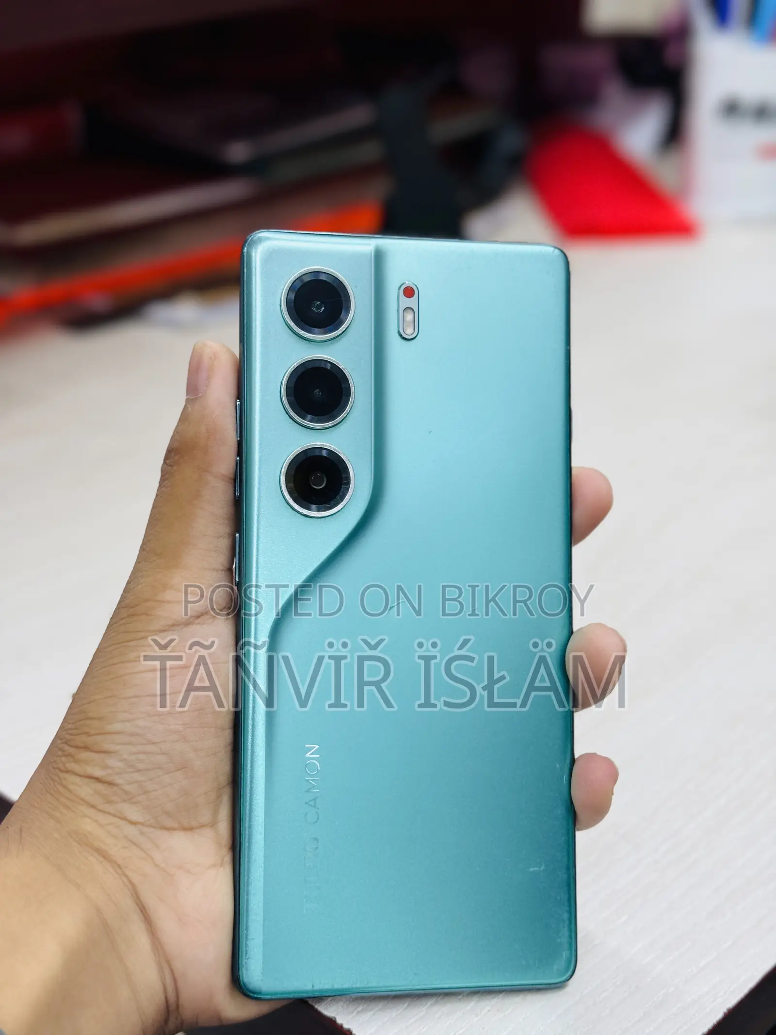 টেকনো ক্যামন ৪০ ২৫৬ জিবি ব্লু