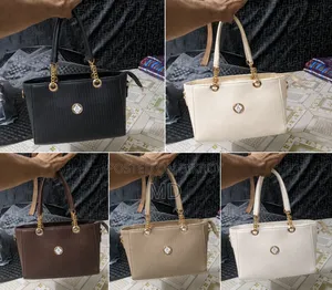 Stylish Ladies Handbag – 5 Colors | Premium Quality