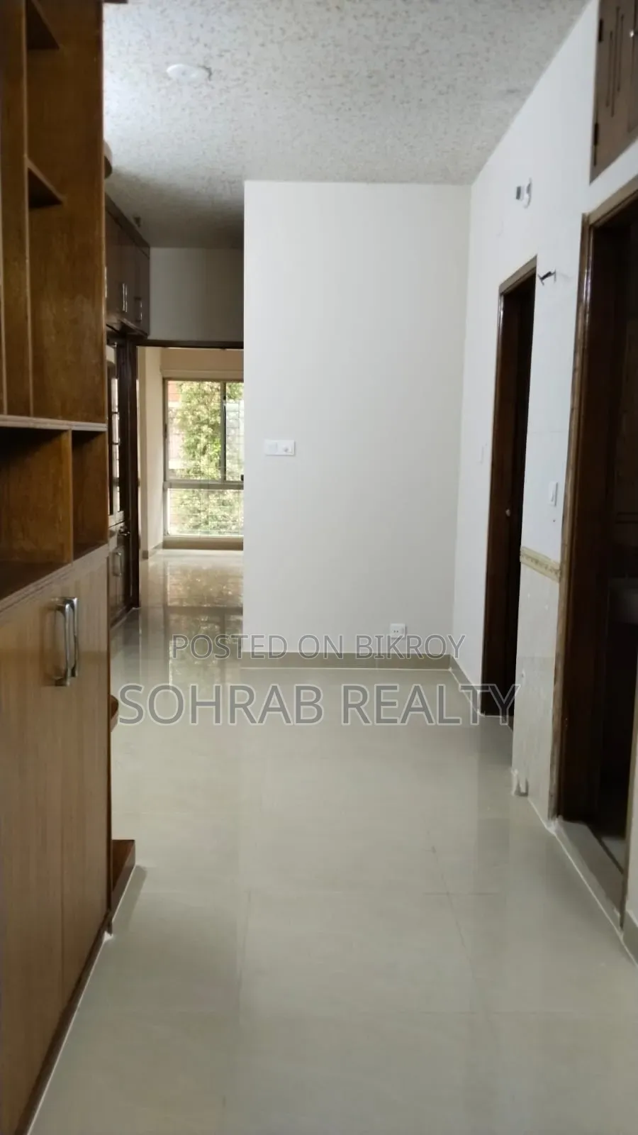 উত্তরায় সোহরাব রিয়্যালটিতে ৩ বেডরুমের ফার্নিশড অ্যাপার্টমেন্ট বিক্রয়ের জন্য