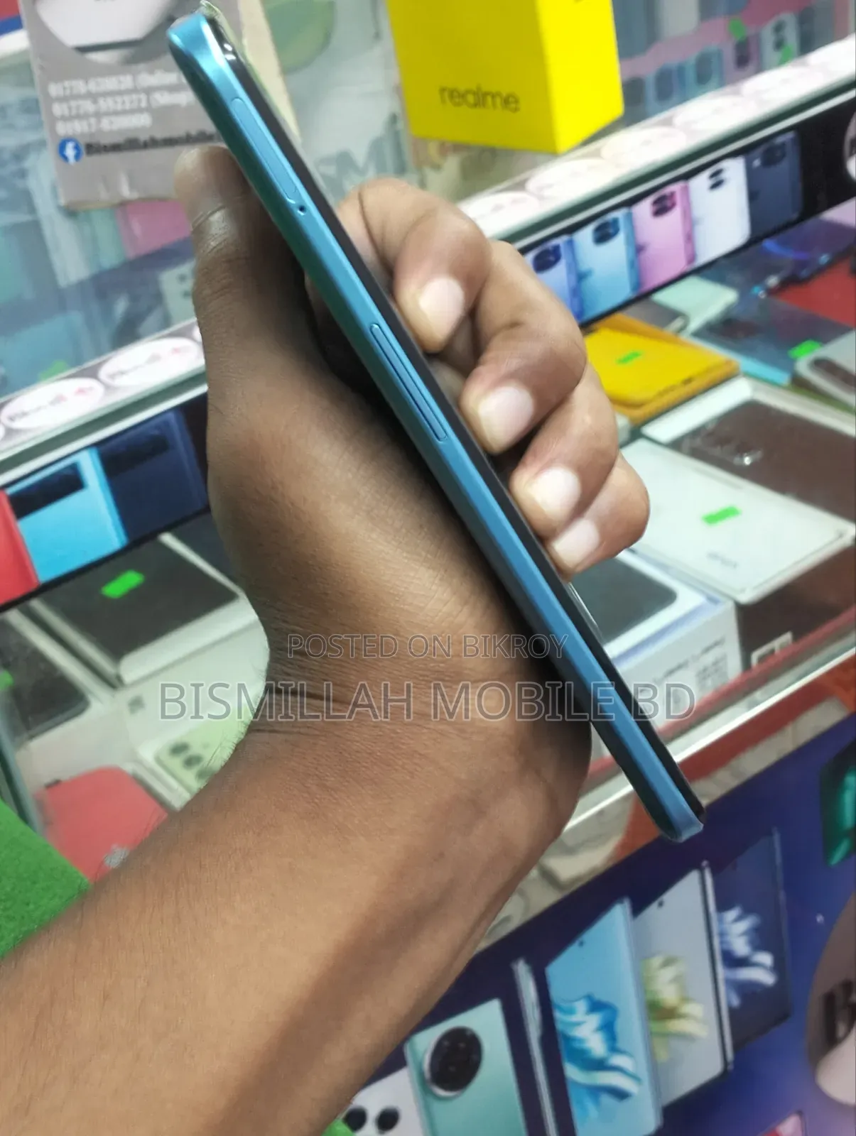 রিয়েলমি ৮ ৫জি ১২৮ জিবি