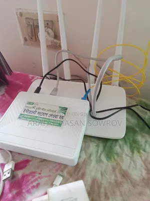 Tenda F6 Router 1 Month Used Now I Want to Sell It on