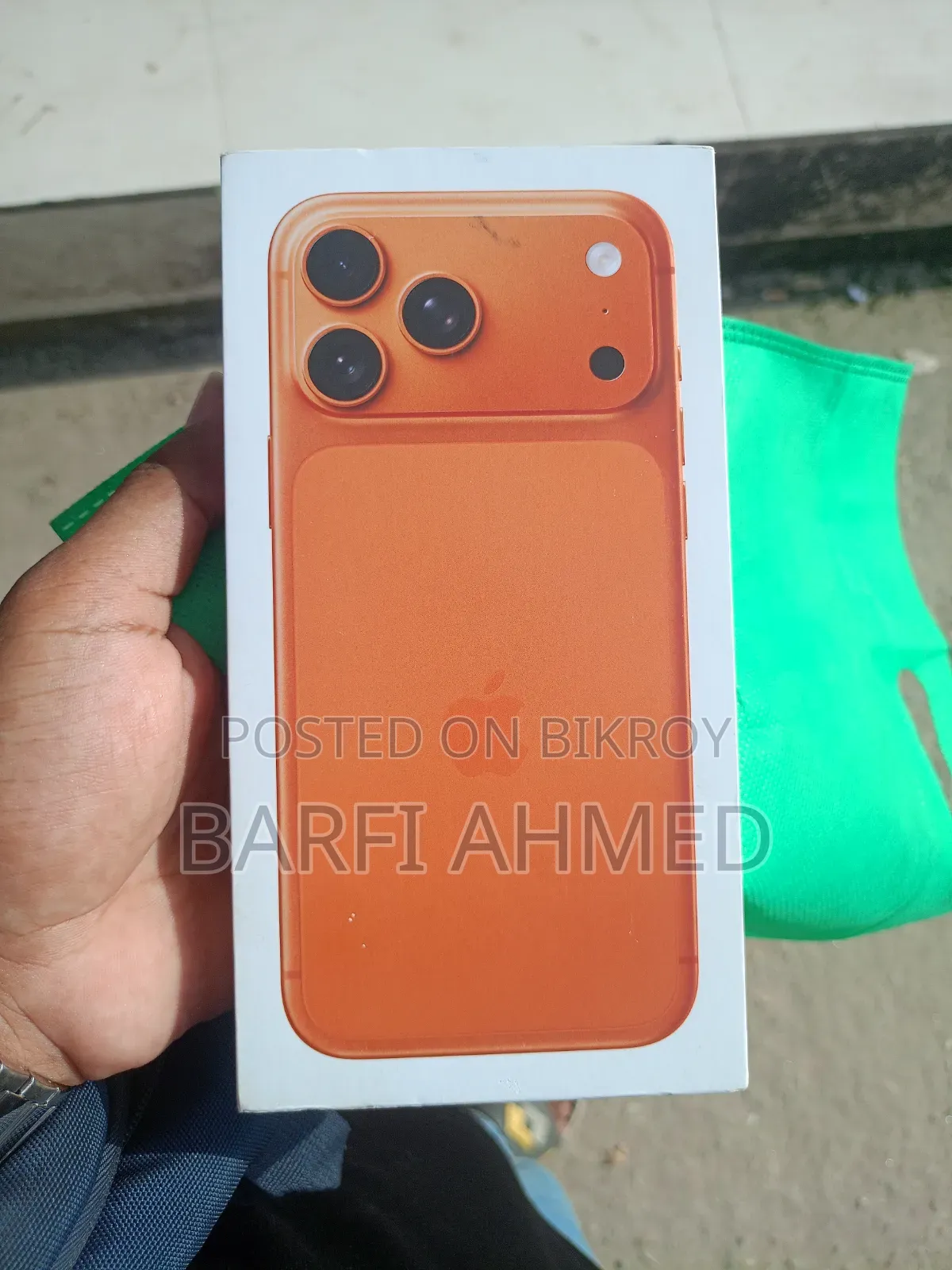 New Apple iPhone 17 Pro Max 256 GB Orange