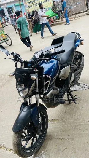 ইয়ামাহা এফজেডএস ভি৩ ২০২২ নীল