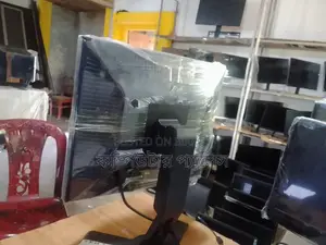 ডেল ১৯ ইঞ্চি ফুল ফ্রেশ হাইড্রোলিক মনিটর