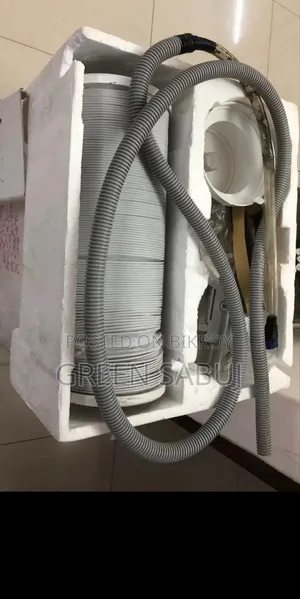 মিডিয়া ১ টন পোর্টেবল এসি