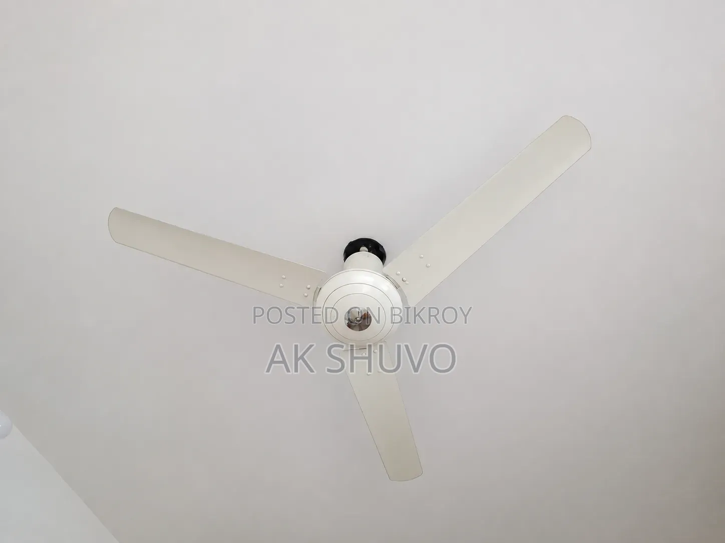 Used 3-Blade Ceiling Fan – Classic Reliable