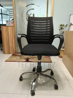 Executive Chair Like New, Only 2 Year Used