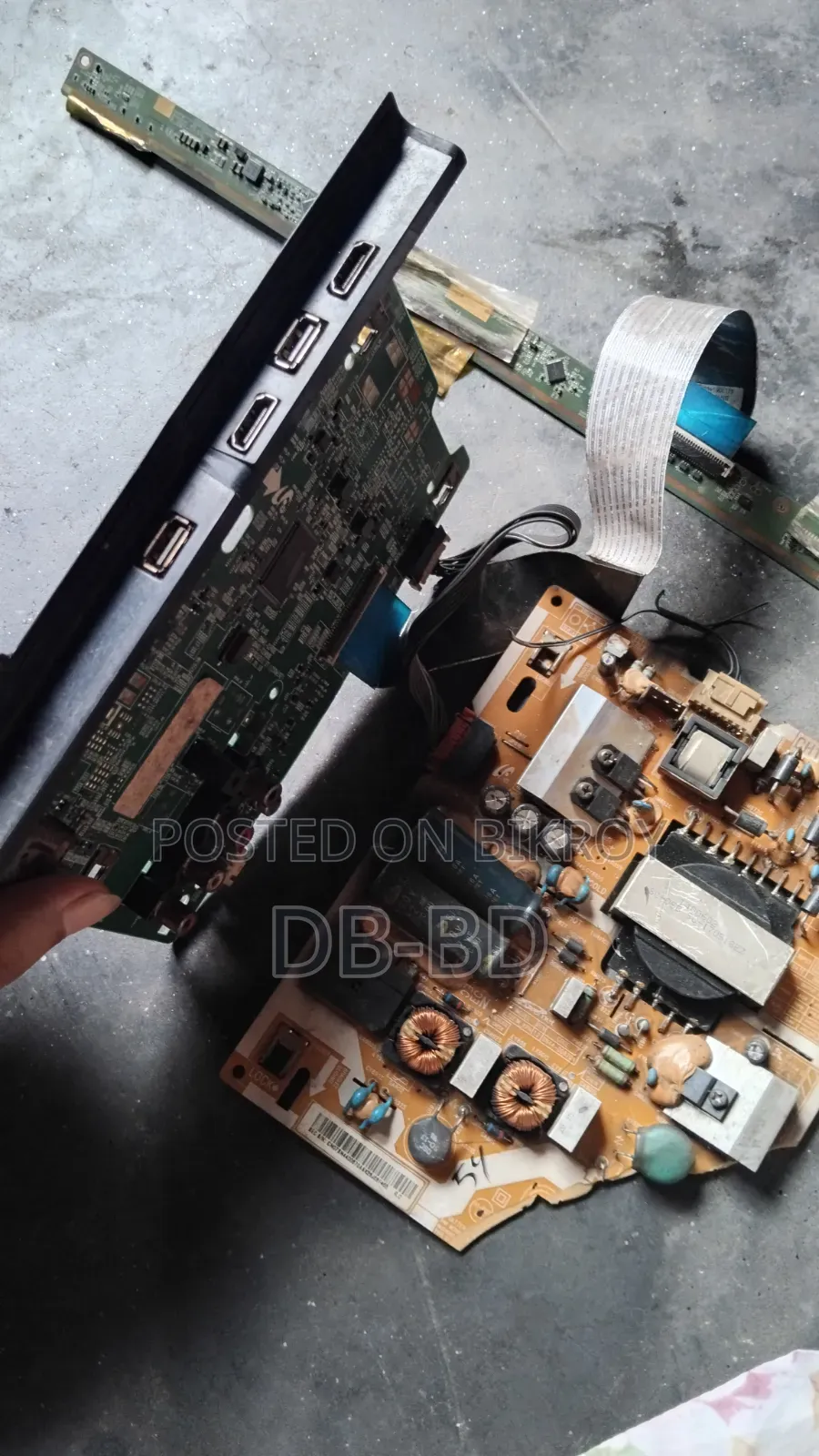 32 Inch Samsung LED TV Motherboard.
