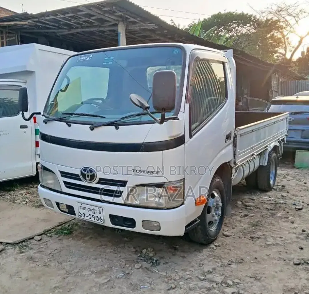 Toyota Dyna Pickup 2012