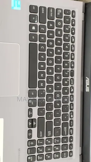 Laptop Asus Vivobook 15 4GB Intel Celeron SSD 128GB