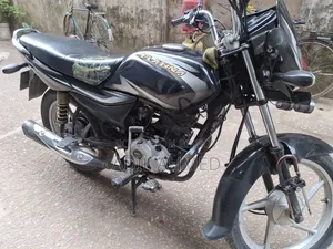 বাজাজ প্লাটিনা ১০০ ২০১৯ কালো