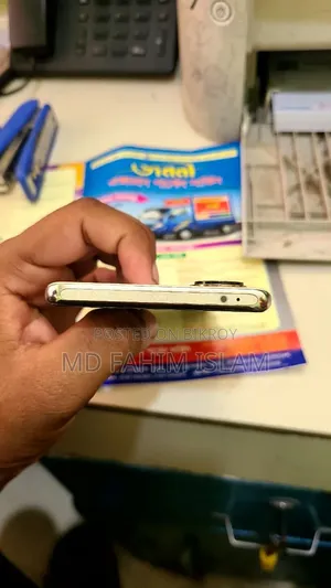 অপো রেনো৯ প্রো ৫১২ জিবি গোল্ড
