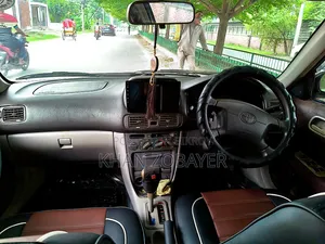 Toyota Corolla 2000 Pearl