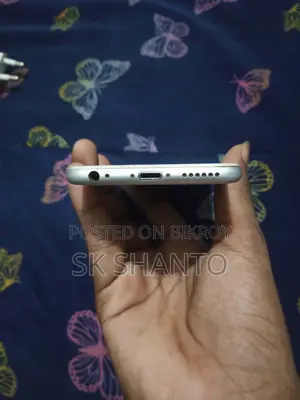 অ্যাপল আইফোন ৬এস ৬৪ জিবি হোয়াইট
