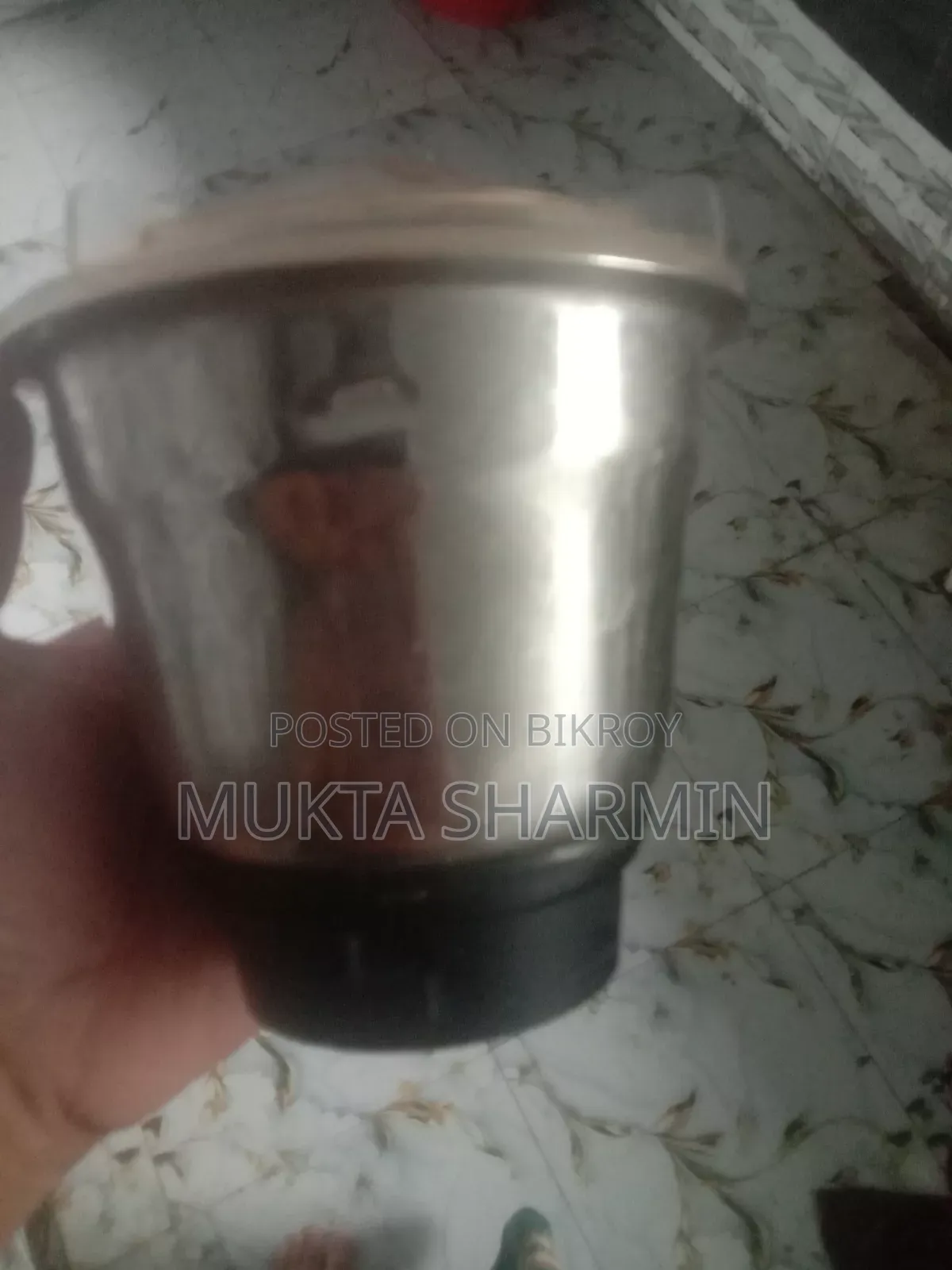 Emergency need of money, used for only 2 months new