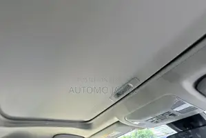 Toyota RAV4 2021 Pearl