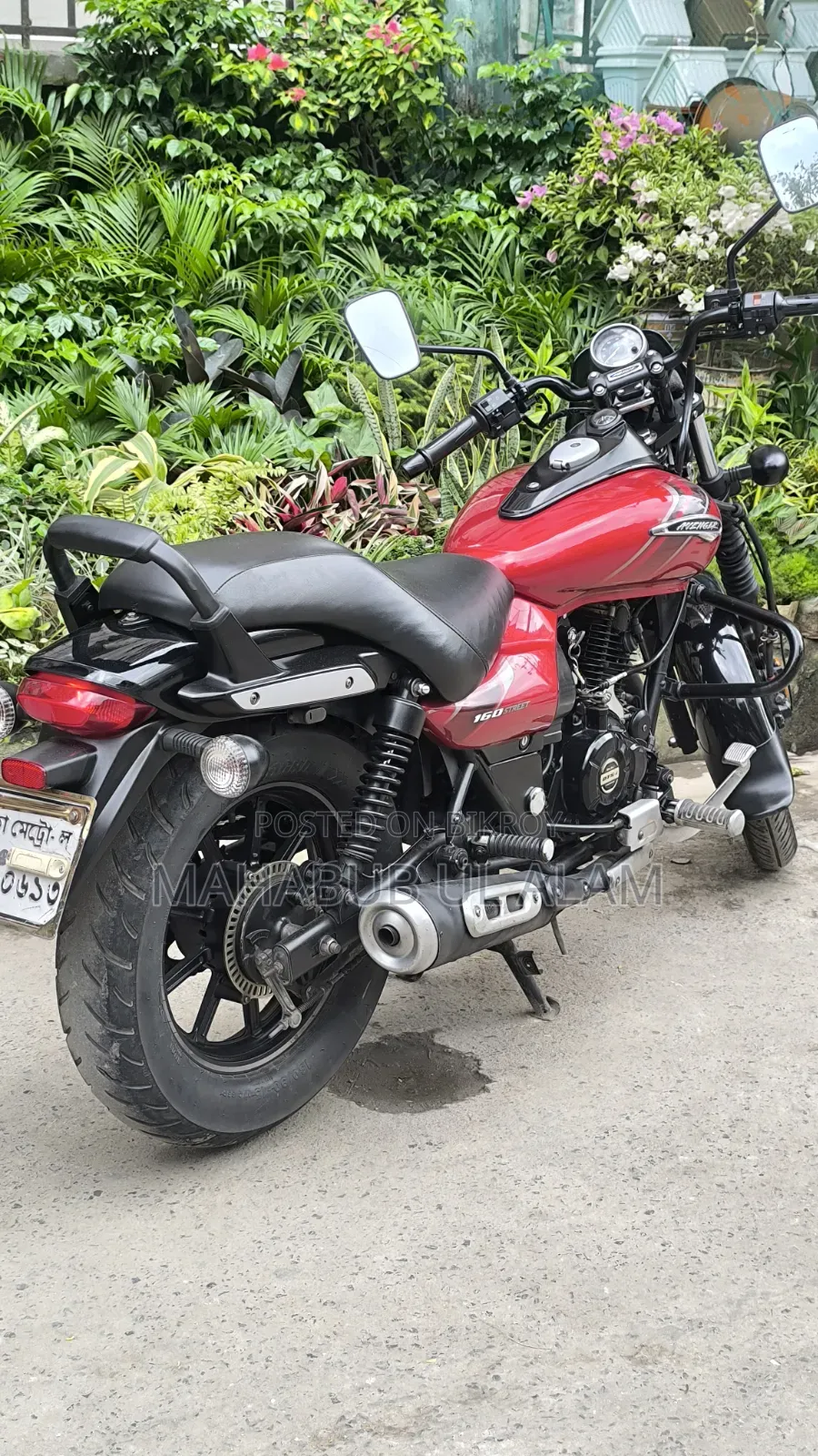বাজাজ এভেঞ্জার ১৬০ স্ট্রিট ২০২১ লাল