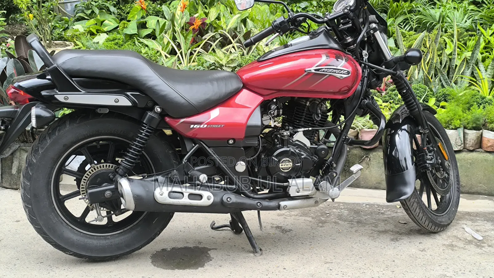 বাজাজ এভেঞ্জার ১৬০ স্ট্রিট ২০২১ লাল