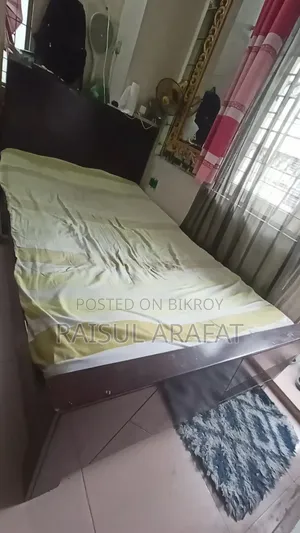 Semi Double Bed