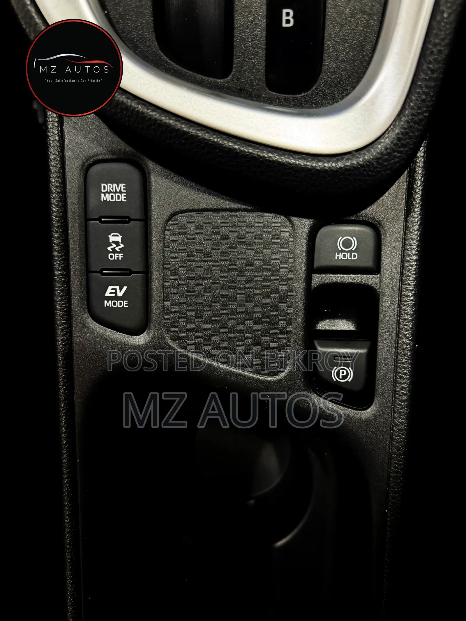 Toyota Yaris Cross 1.5 Hybrid Front-Wheel Drive 2021 Pearl