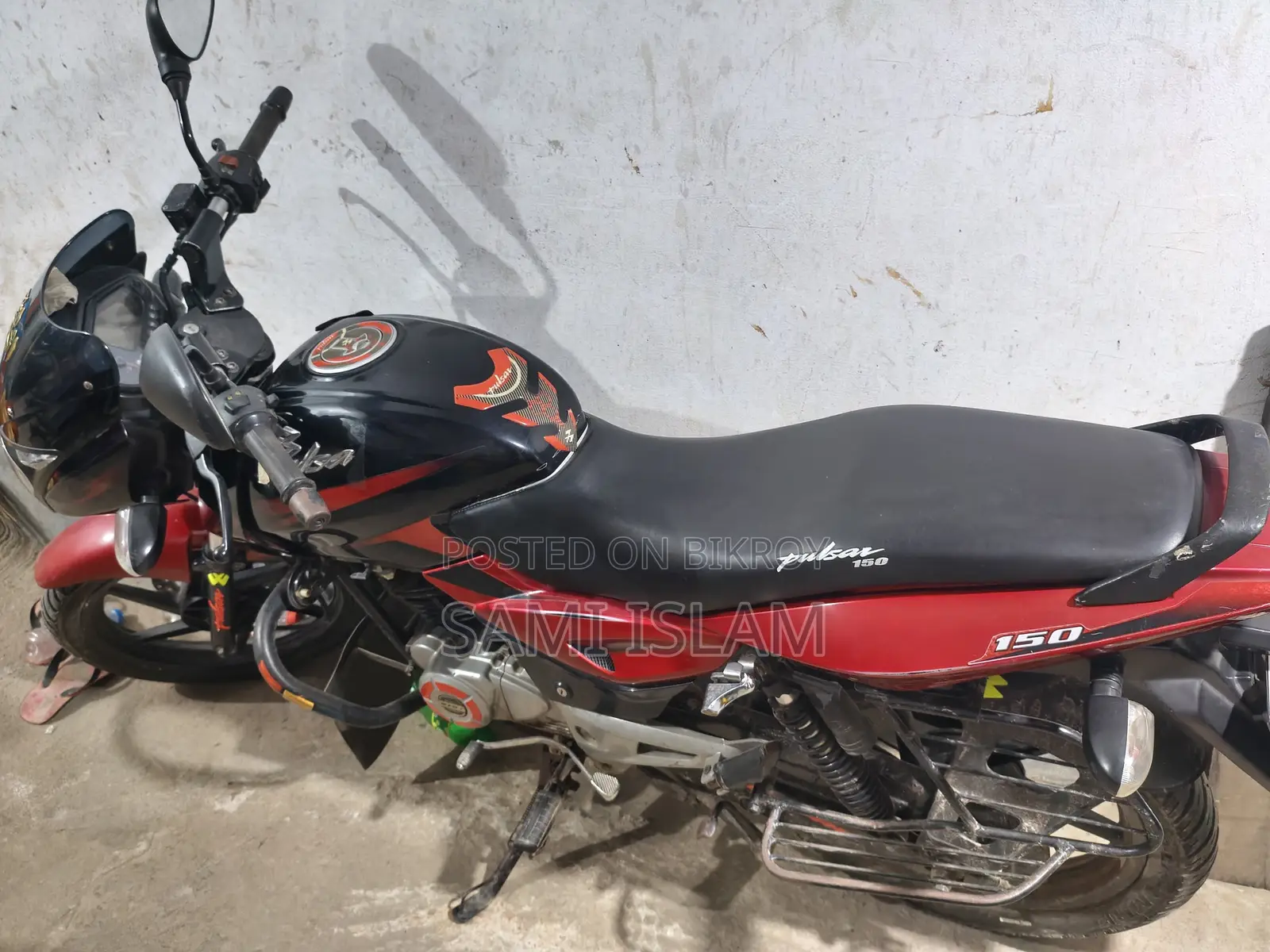বাজাজ পালসার ১৫০ ২০১৬ কালো