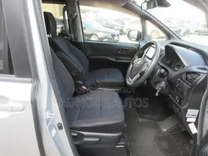 Toyota Noah 2.0 FWD (8 Seater) 2021 Silver