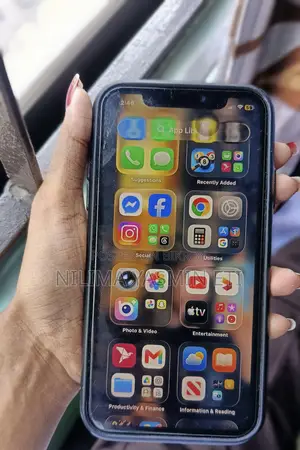 Apple iPhone 11 64 GB Black