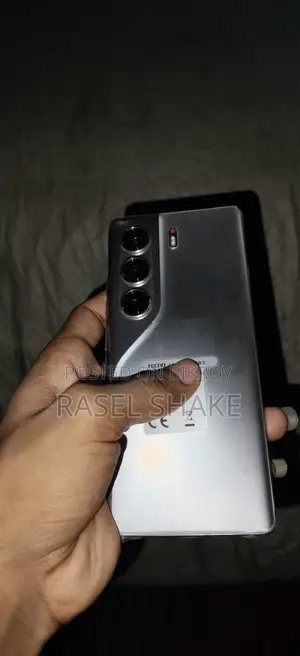 টেকনো ক্যামন ৪০ প্রো ৪জি ২৫৬ জিবি সিলভার