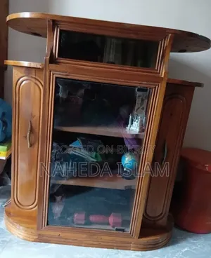 টিভি কেবিনেট