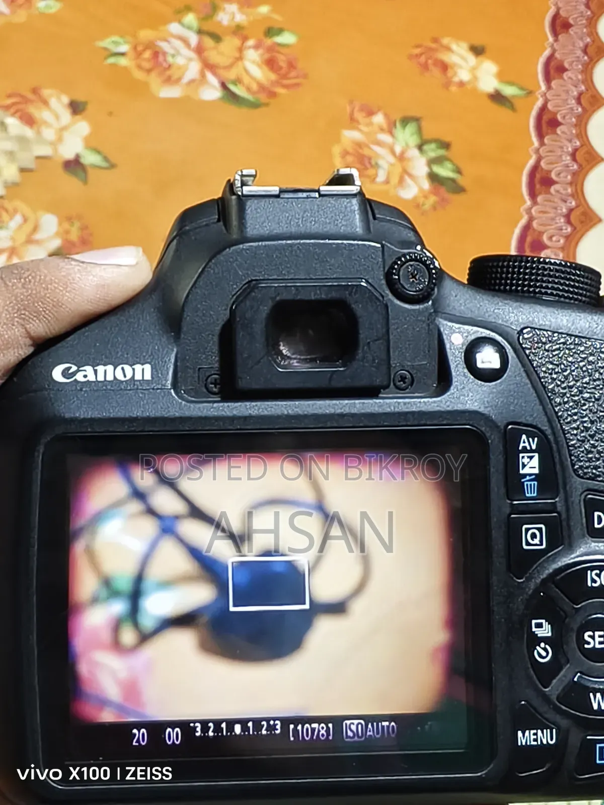 Canon 1200D