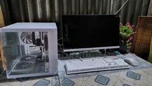 Desktop Computer 8GB AMD Ryzen 5 SSD 128GB