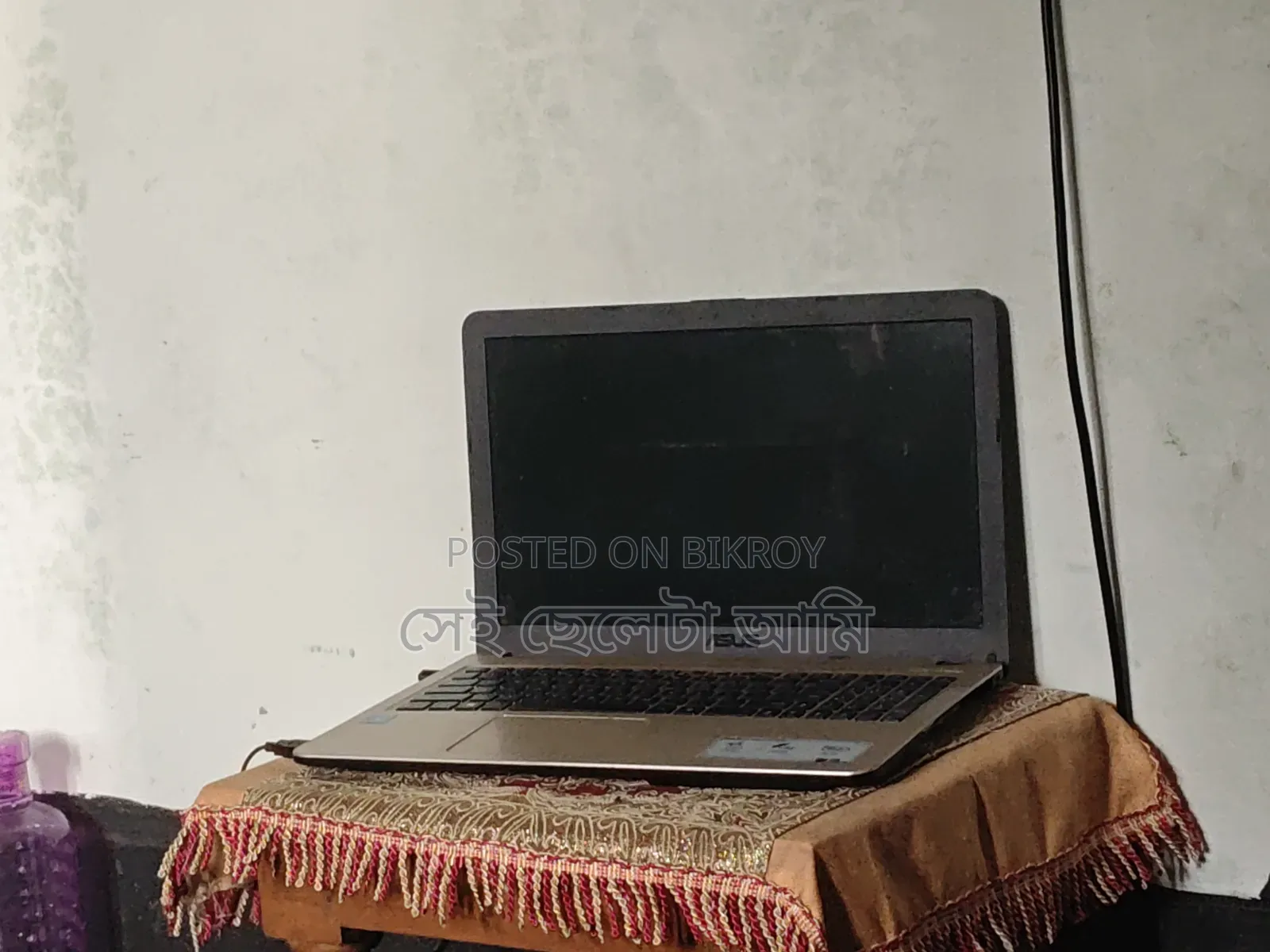 Laptop ASUS VivoBook X540SA 4GB Intel Core I3 HDD 500GB